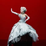Lady Gaga – Glamorous Life
