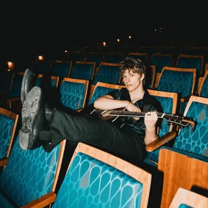 Alex Sampson – How Lucky Am I?