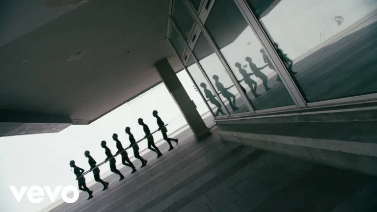 The Chemical Brothers - Go