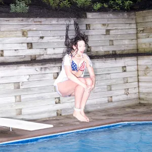 Julia Wolf – Deep End